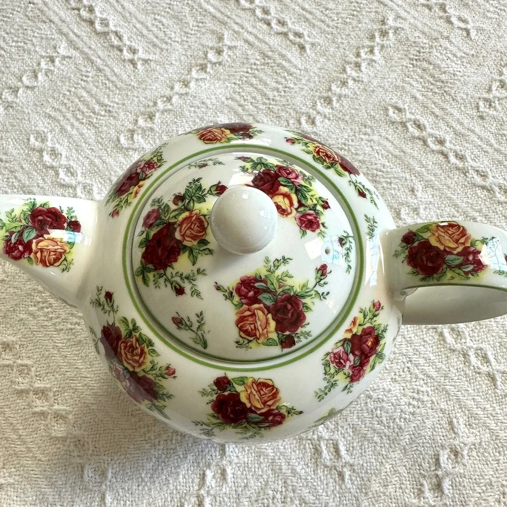 Royal Albert Old Country Roses Teapot‎ Afternoon Tea Collection 2001 Signed